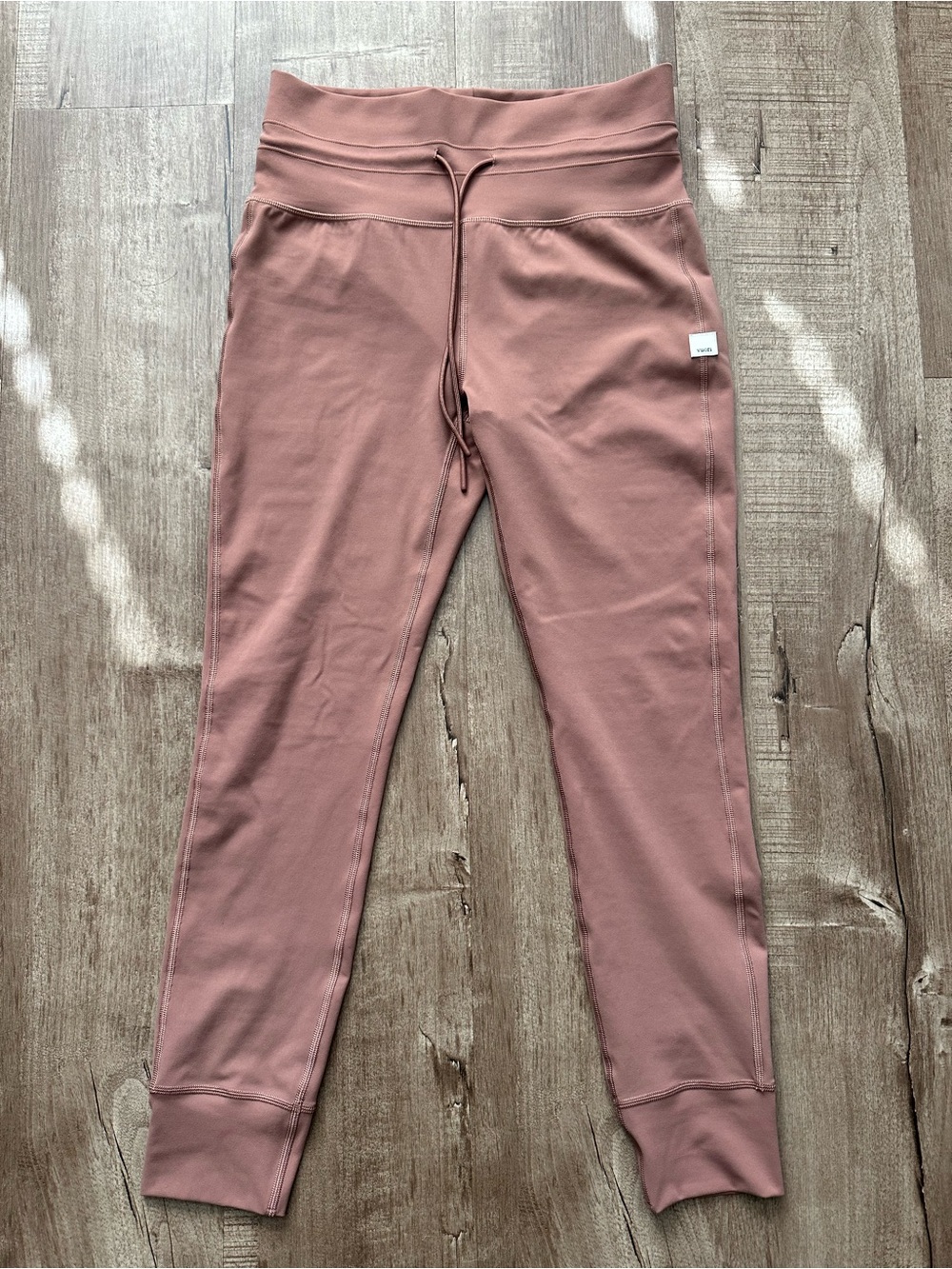 Vuori Daily Form Legging (Sedona Brown) - Medium